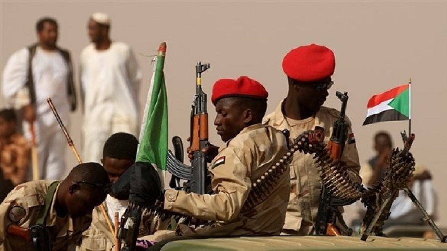 التلفزيون الرسمي السوداني: الجيش يحل مجالس إدارات جميع الشركات الحكومية والمشاريع الزراعية القومية