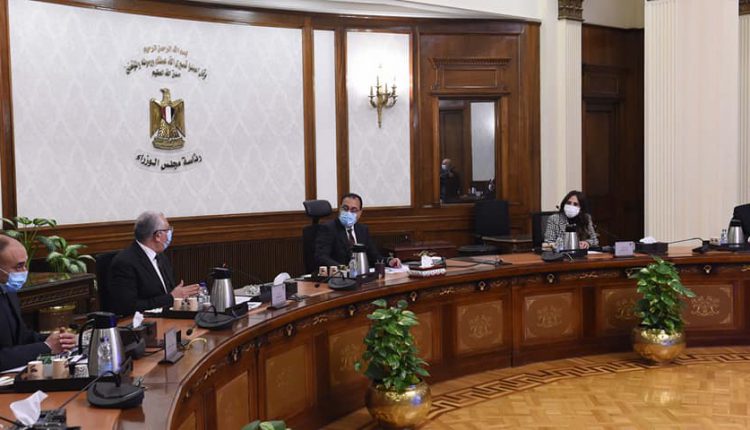 وزير الزراعة يستعرض خطط تطوير البحيرات المصرية ومشروعات الاستزراع السمكي