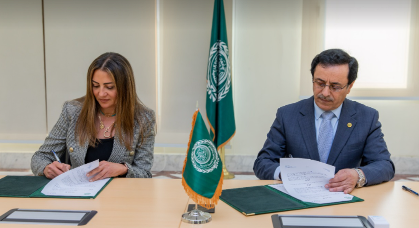 أدفا توقع اتفاقية لتمويل رسوم المشاركة بأنشطة المنظمة العربية للتنمية الإدارية