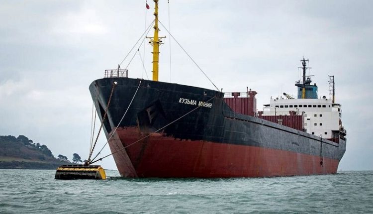 فرنسا تعترض سفينة تجارية روسية