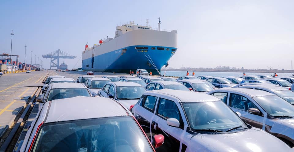 ميناء السخنة يستقبل سفينة رورو اليابانية بحمولة 2078 سيارة
