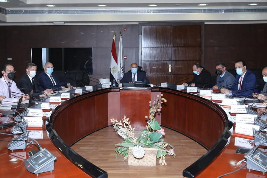 مصر تبحث مع البنك الدولي تدعيم التعاون في مجال السكك الحديدية والنقل المستدام