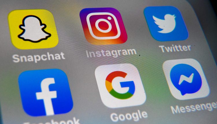 أوكرانيا تخاطب مواقع التواصل الاجتماعي من أجل حجب الدعاية الروسية