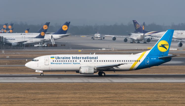 الإمارات والكويت تدعوان مواطنيهما لتأجيل السفر إلى أوكرانيا في الوقت الحالي
