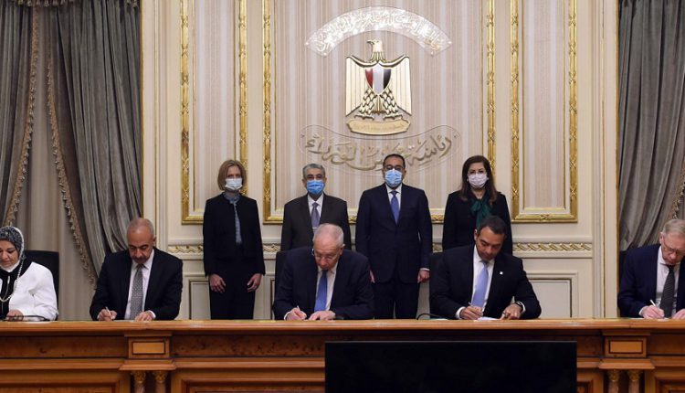 مصر توقع اتفاقية تعاون مع سكاتك النرويجية لإنتاج الأمونيا الخضراء بتكلفة 5 مليارات دولار