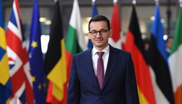 بولندا تقترح على الاتحاد الأوروبي فرض حظر شامل على التجارة مع روسيا