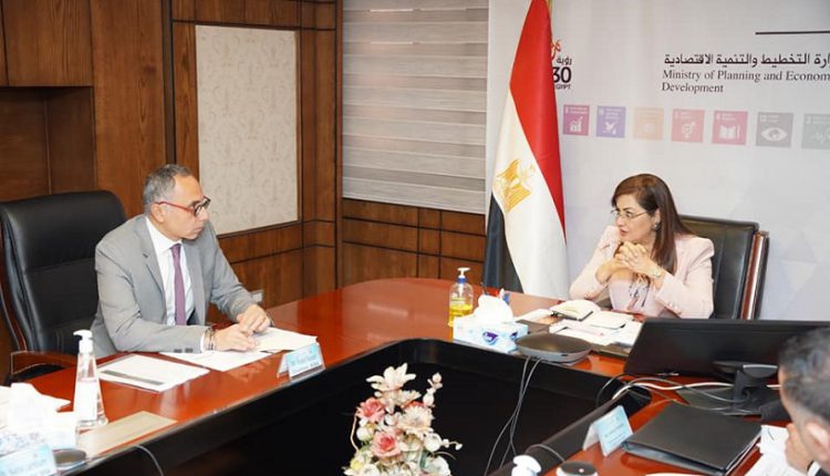 وزيرة التخطيط تلتقي وفد الجمعية المصرية البريطانية للأعمال المتجه إلى لندن