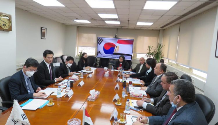 وزير المالية: تعزيز التعاون مع كوريا الجنوبية في مختلف القطاعات