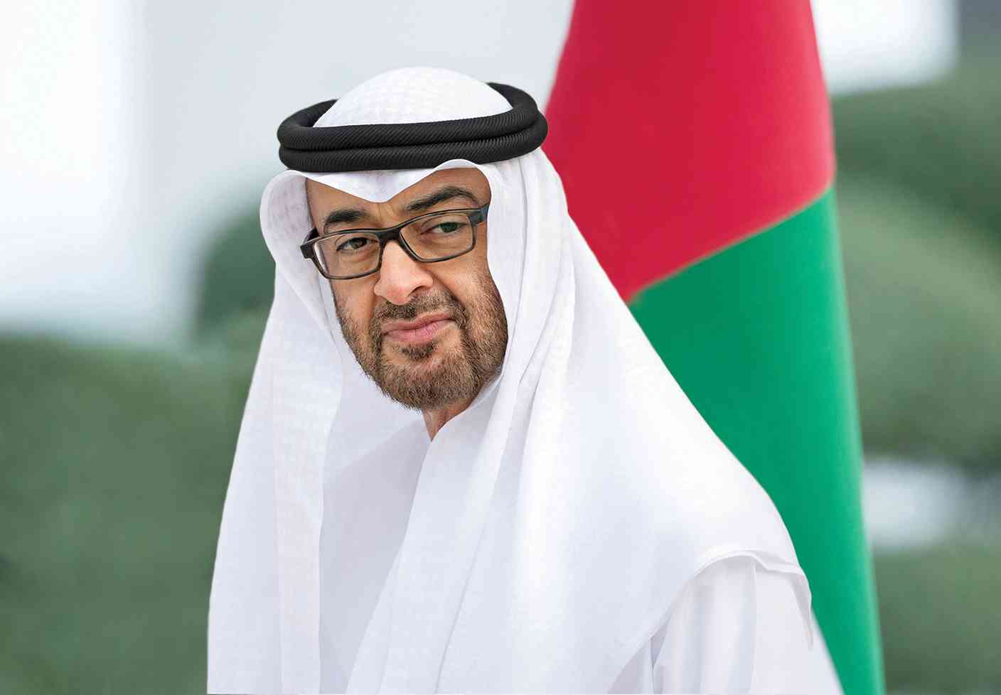 رئيس الإمارات: نعمل على ضمان ممرات إنسانية آمنة لدعم غزة