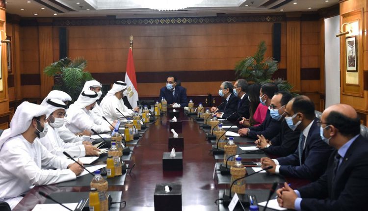 مدبولي يبحث مع وزير الصناعة والتكنولوجيا المتقدمة الإماراتي سبل تعزيز التعاون المشترك