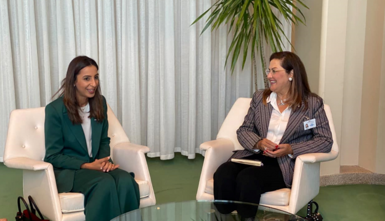 هالة السعيد تبحث سبل التعاون المشترك مع وزيرة التنمية المستدامة البحرينية