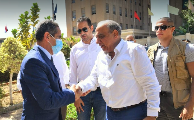 وزير قطاع الأعمال يتفقد مشروع تطوير شركة مصر للغزل والنسيج بالمحلة الكبرى