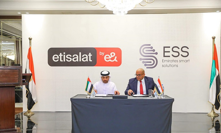اتصالات مصر توقع اتفاقية تعاون مع ESS الإماراتية لتقديم حلول تكنولوجية للمؤسسات