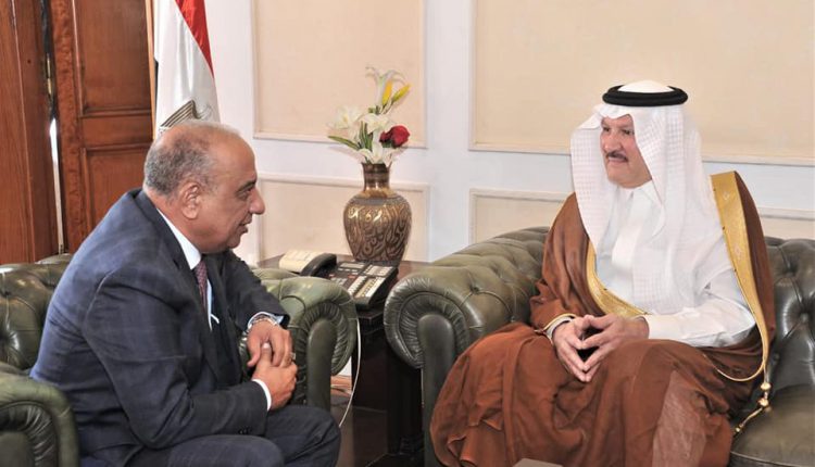 وزير قطاع الأعمال يستقبل السفير السعودي بالقاهرة لبحث تعزيز التعاون المشترك