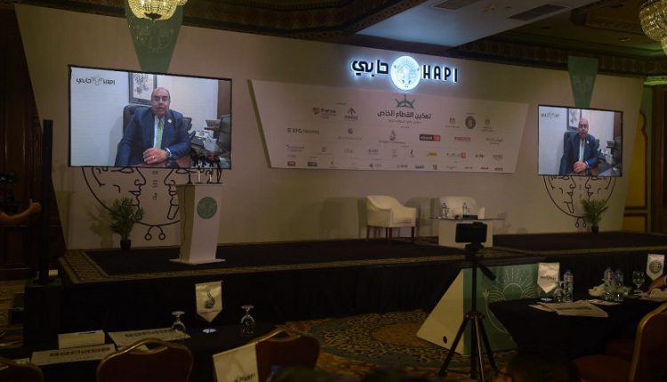 د.محمود محيي الدين في مؤتمر حابي: الإعلان قريبا عن المشروعات الفائزة بمبادرة الرئيس