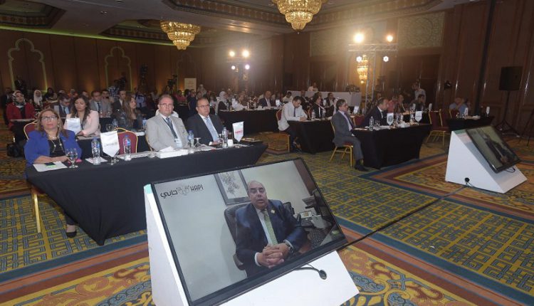 د. محمود محيي الدين في مؤتمر حابي: 60% انحرافا عن مستهدفات تقليل الانبعاثات الكربونية