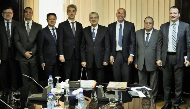 وزير الكهرباء يبحث مع رئيس شركة ENERGY CHIINA الصينية تعزيز التعاون المشترك