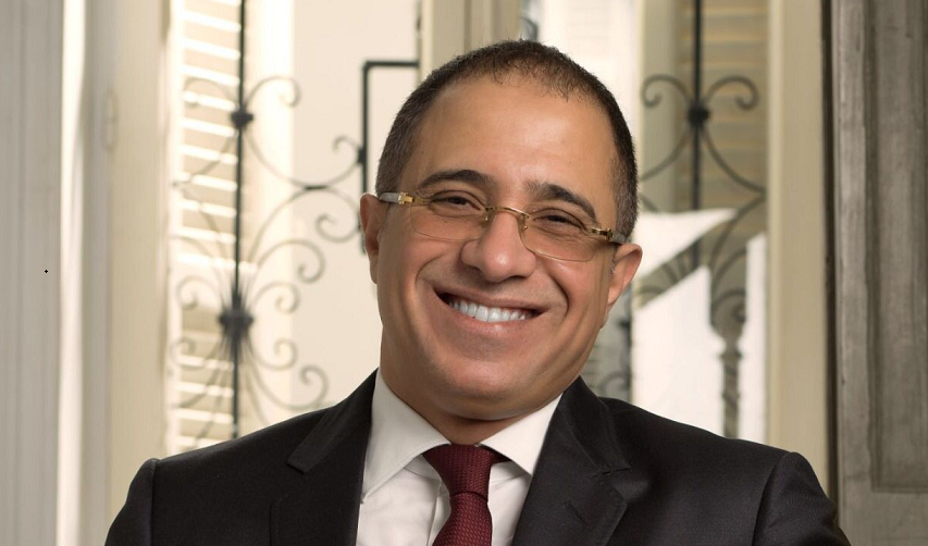 أحمد شلبي: الالتزام بمواعيد التسليم ونسب التنفيذ على رأس أولويات تطوير مصر