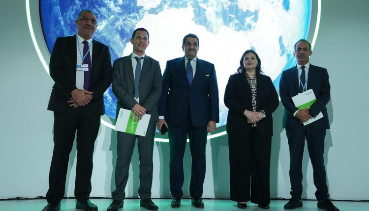 إي أسواق مصر توقع مذكرة تعاون مع شنايدر إليكتريك لرقمنة العمليات التجارية على هامش مؤتمر المناخ