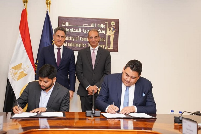 المصرية للاتصالات توقع اتفاقية تعاون مع Cloud4C لإنشاء مركز بيانات سحابي
