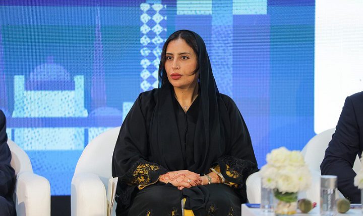 مريم الكعبي سفيرة الإمارات لدى القاهرة