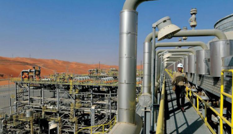 صادرات النفط السعودية تتراجع إلى 7.28 مليون برميل يوميا في نوفمبر