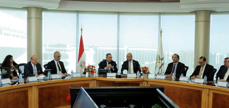 البورصة تناقش مع اتحاد بنوك مصر آليات تطوير القدرات المهنية لمسئولي علاقات المستثمرين