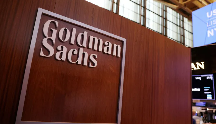 جولدمان ساكس يخفض توقعاته لحدوث ركود اقتصادي في الولايات المتحدة