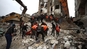 أضرار الزلزال المباشرة في تركيا تصل إلى 25 مليار دولار