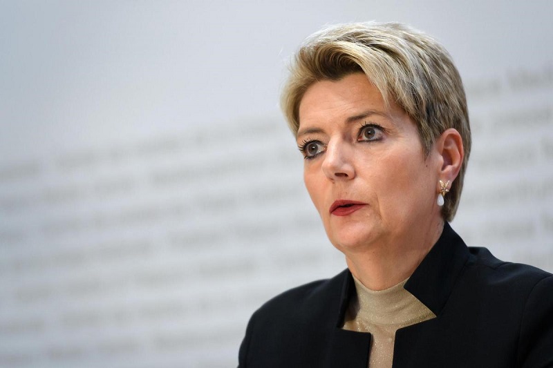 وزيرة المالية السويسرية كارين كيلر سوتر
