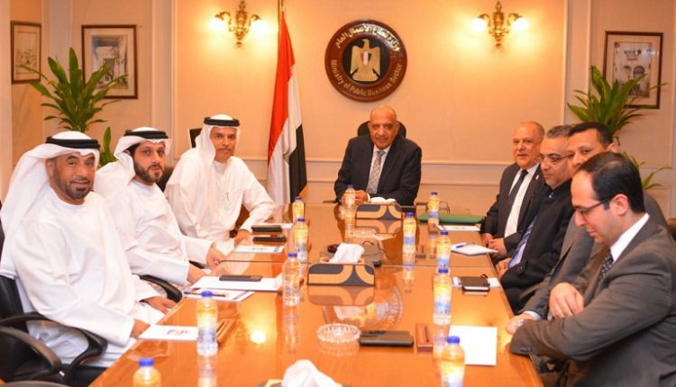مصر تبحث إقامة مصنع جديد لإنتاج لألومنيوم بالشراكة مع الإمارات العالمية
