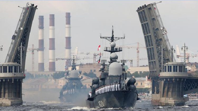 الصين تعلن عن مناورات بحرية في خليج عمان بمشاركة روسيا وإيران