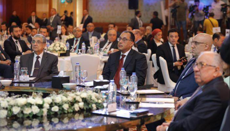 رئيس الوزراء يفتتح ملتقى بناة مصر لمناقشة استراتيجية تصدير صناعة التشييد والبناء