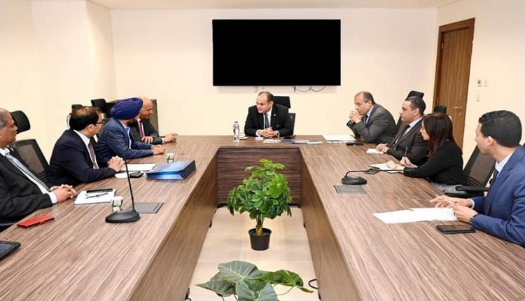 وزير التجارة يبحث مع شركتين هنديتين لتصنيع المركبات مقومات الاستثمار بالسوق المصري