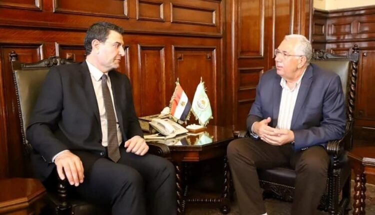 وزير الزراعة يلتقي نظيره اللبناني لتعزيز التعاون المشترك بين البلدين