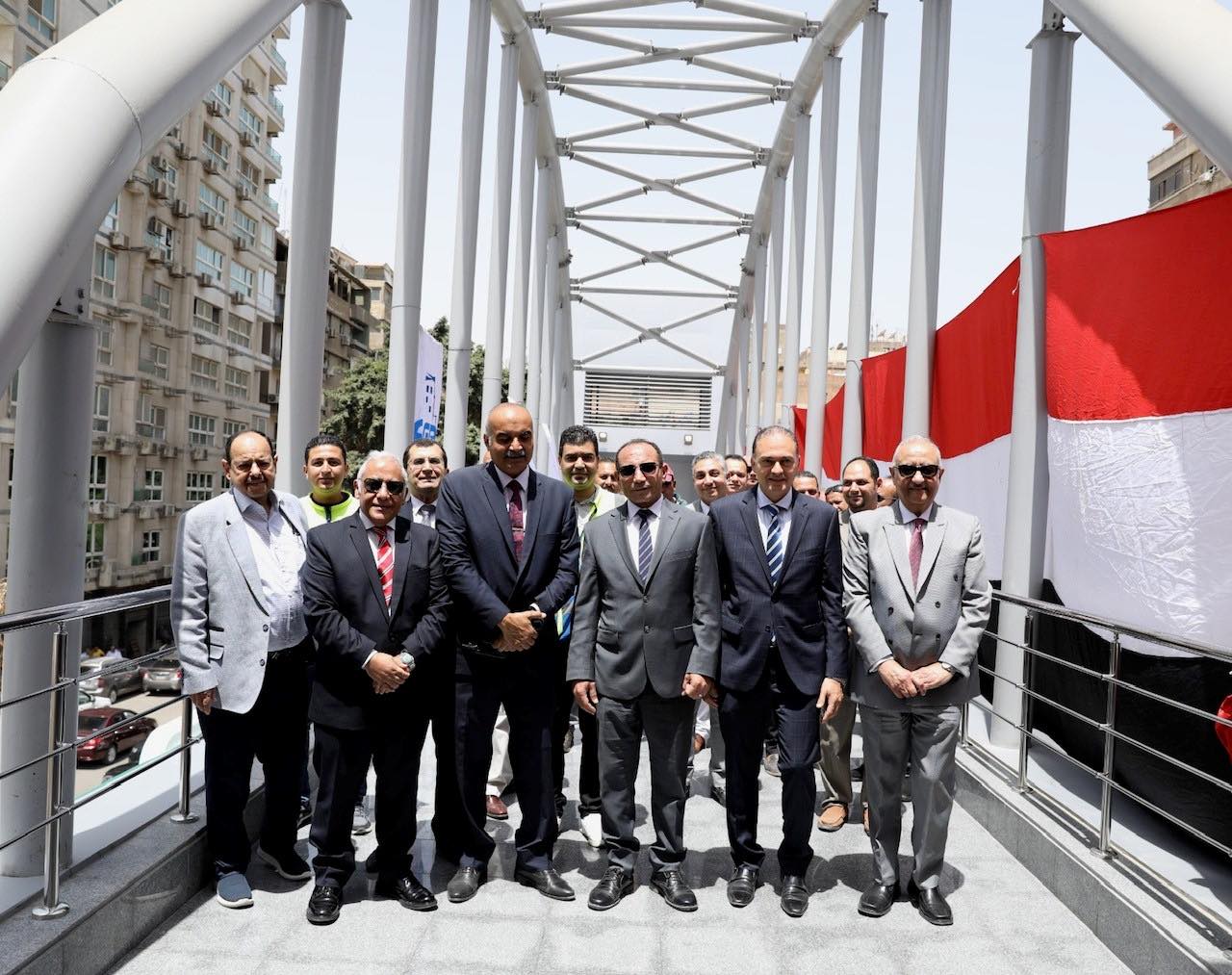 البنك الأهلي المصري يفتتح كوبري المشاة الجديد بمنطقة الدقي