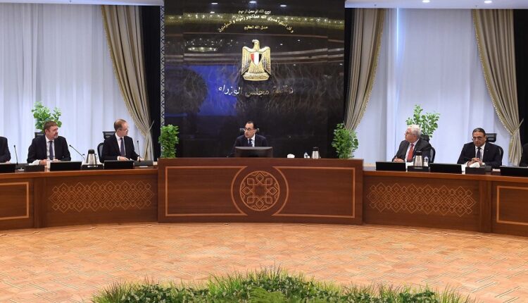 رئيس الوزراء يبحث إنشاء مزيد من أفرع الجامعات البريطانية في مصر