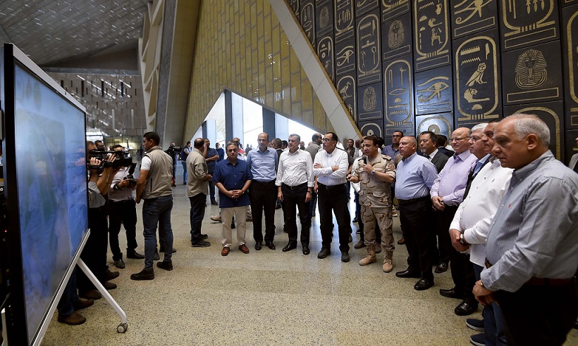 رئيس الوزراء يوجه بتطوير ورفع كفاءة المحيط الجغرافي للمتحف المصري الكبير