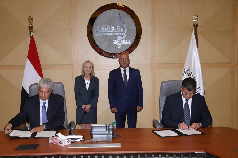توقيع عقد تنفيذ أعمال البنية الأساسية والأنظمة لمترو الإسكندرية