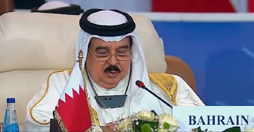 ملك البحرين: نرفض التهجير.. وحل الدولتين "ضمانة" للتعايش