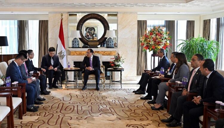 رئيس الوزراء يبحث مغ هواوي الصينية زيادة حجم أنشطتها في مصر
