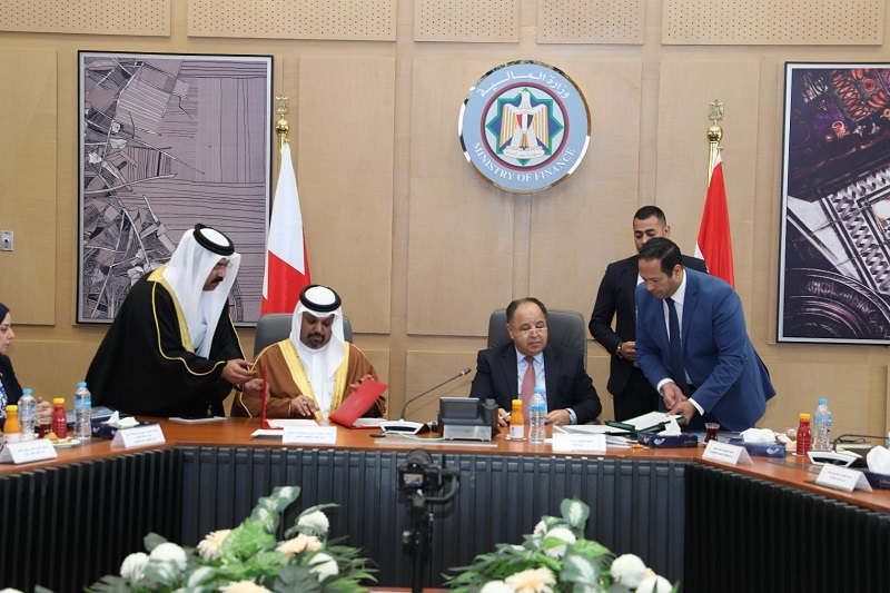 مصر والبحرين تتفقان على تعميق أوجه التعاون في الاستثمار المباشر بقطاعات استراتيجية وحيوية