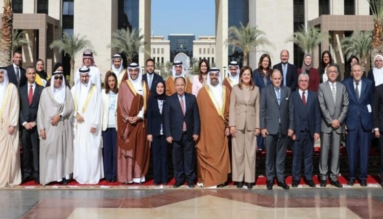 رئيس هيئة الاستثمار يلتقي وزير المالية والاقتصاد البحريني لتعميق الشراكات بين البلدين