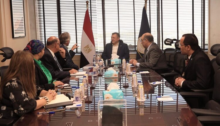 الحكومة تناقش استراتيجية للترويج لسياحة اليخوت في مصر