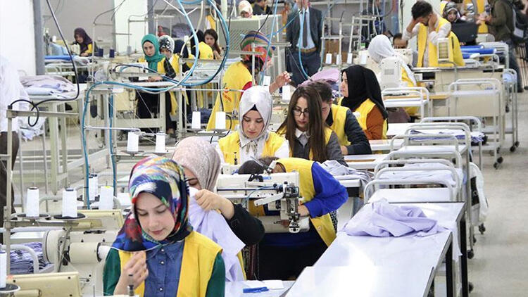 رؤساء شركات: مساع متبادلة لجذب المزيد من الاستثمارات التركية إلى قطاع الملابس