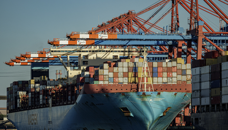 ارتفاع أسعار الشحن البحري بأكثر من 200% بالنصف الأول