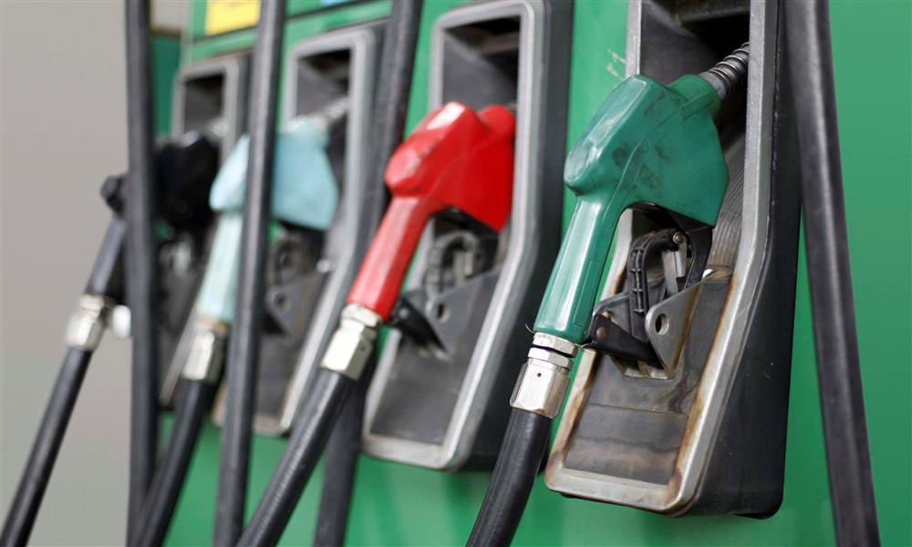 الحكومة تنفي صحة القائمة المتداولة بأسعار جديدة لكافة المنتجات البترولية بعد إقرار زيادتها