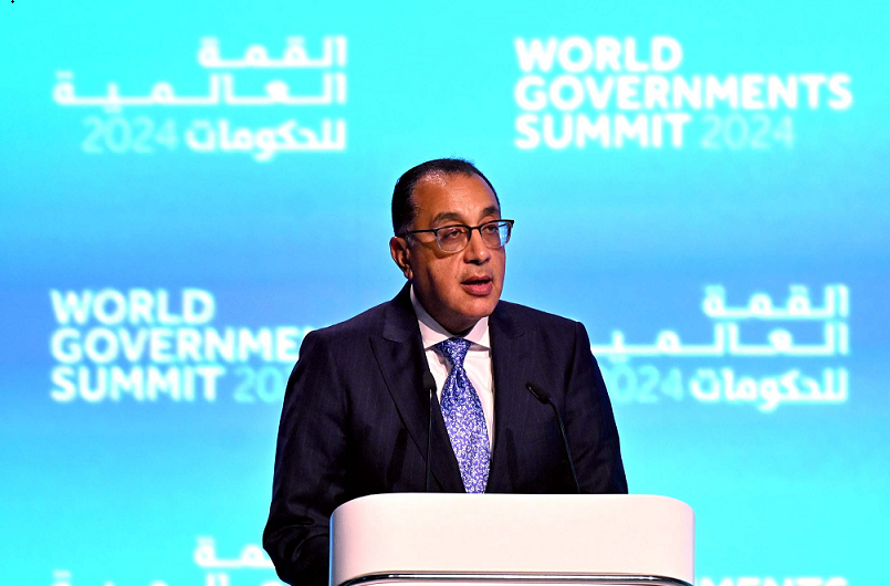 رئيس الوزراء: أكثر من 1000 شركة خاصة تشارك في مشروعات وطنية عملاقة بمصر