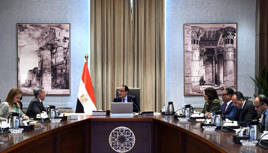 رئيس الوزراء: نحرص على تذليل التحديات أمام الشركات الإيطالية الراغبة في الاستثمار بمصر