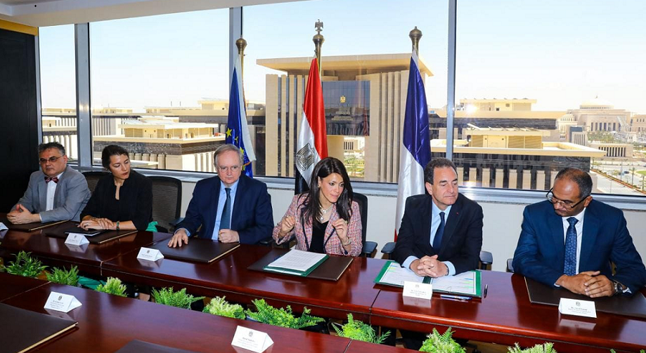 مصر توقع اتفاق تمويل لاستكمال مشروع محطة معالجة مياه الجبل الأصفر بقيمة 61.5 مليون يورو